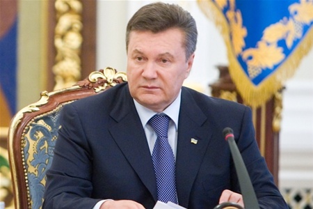 Янукович поздравил новоизбранного президента Грузии. ВИДЕО
