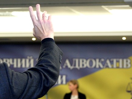 Как нужно заключать трудовой договор с помощником адвоката?