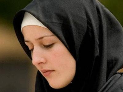 Суд во Франции оправдал работодателя, уволившего сотрудницу за ношение хиджаба