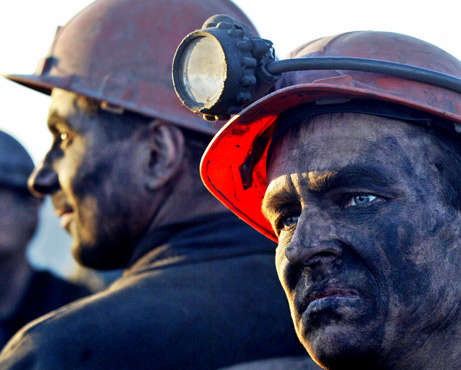 Бесплатное топливо для шахтеров: шахтеры будут получать торфяные брикеты