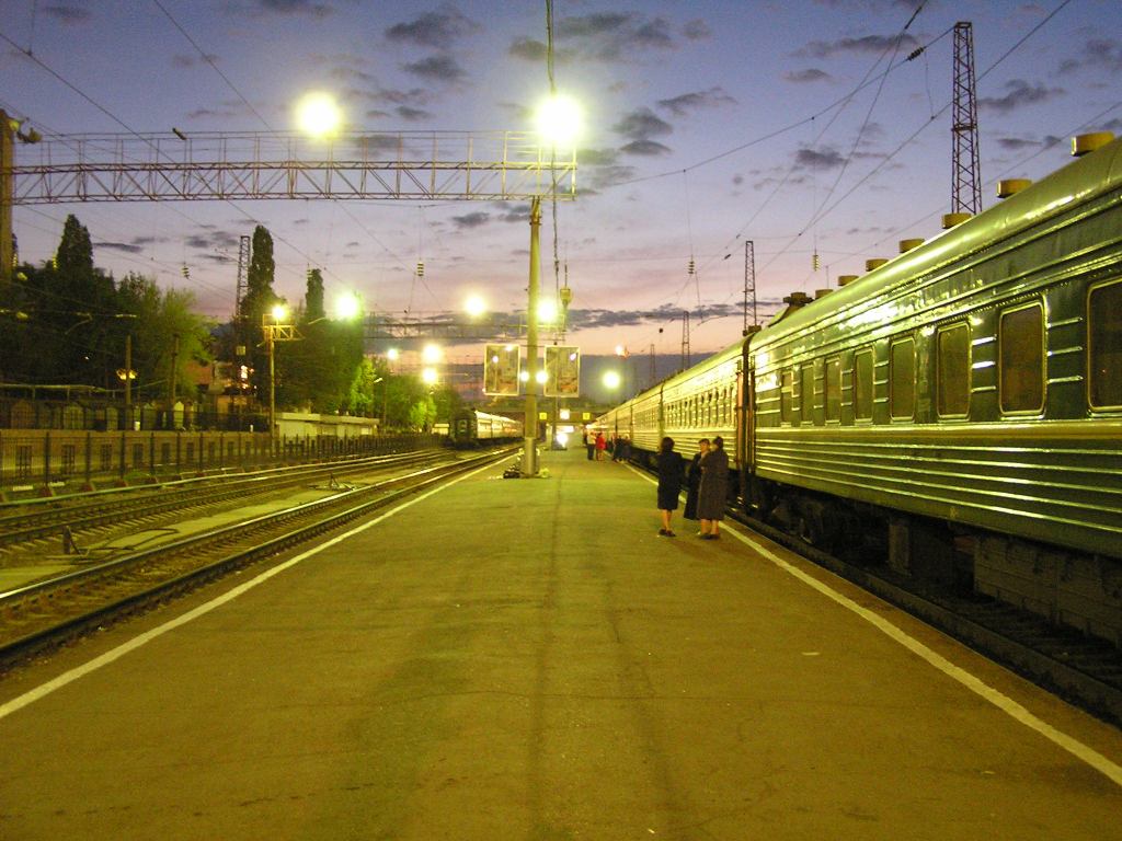 Мининфраструктуры предлагает ограничить выход пассажиров из поездов на кратковременных остановках