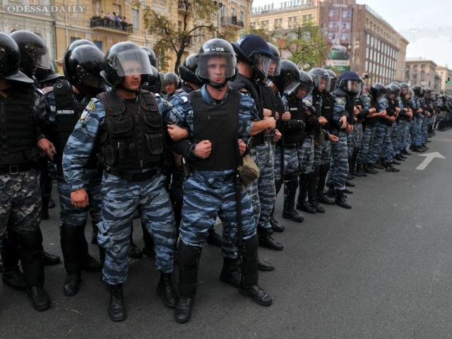 На участие внутренних войск Украины в борьбе с преступностью выделили больше денег