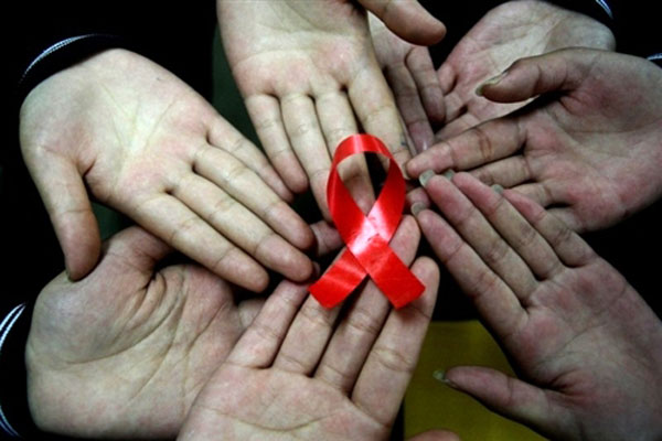 ВИЧ-позитивных пациентов оставили без клиники